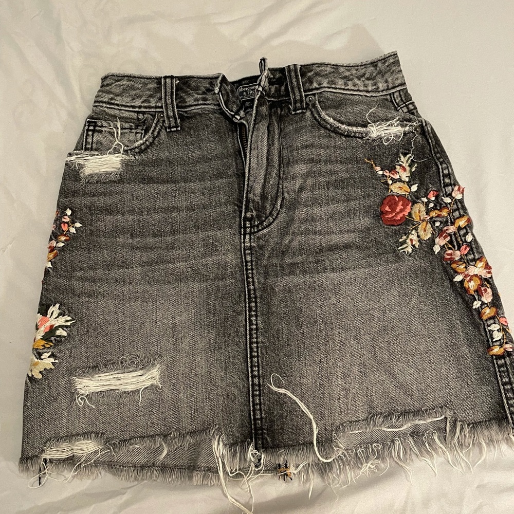 A&F Skirt